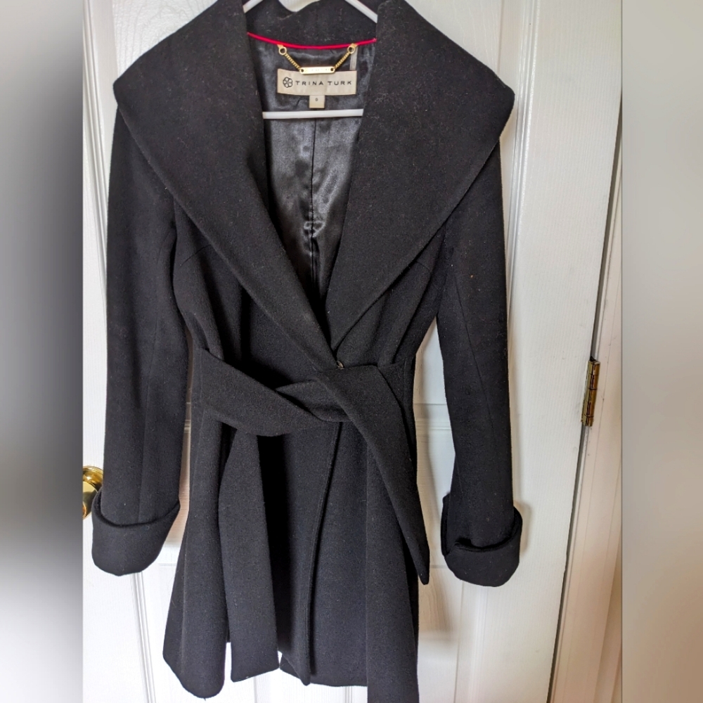 💄SALE ❤️ Beautiful Trina Turk Size 0 Black Color Coat Woman
